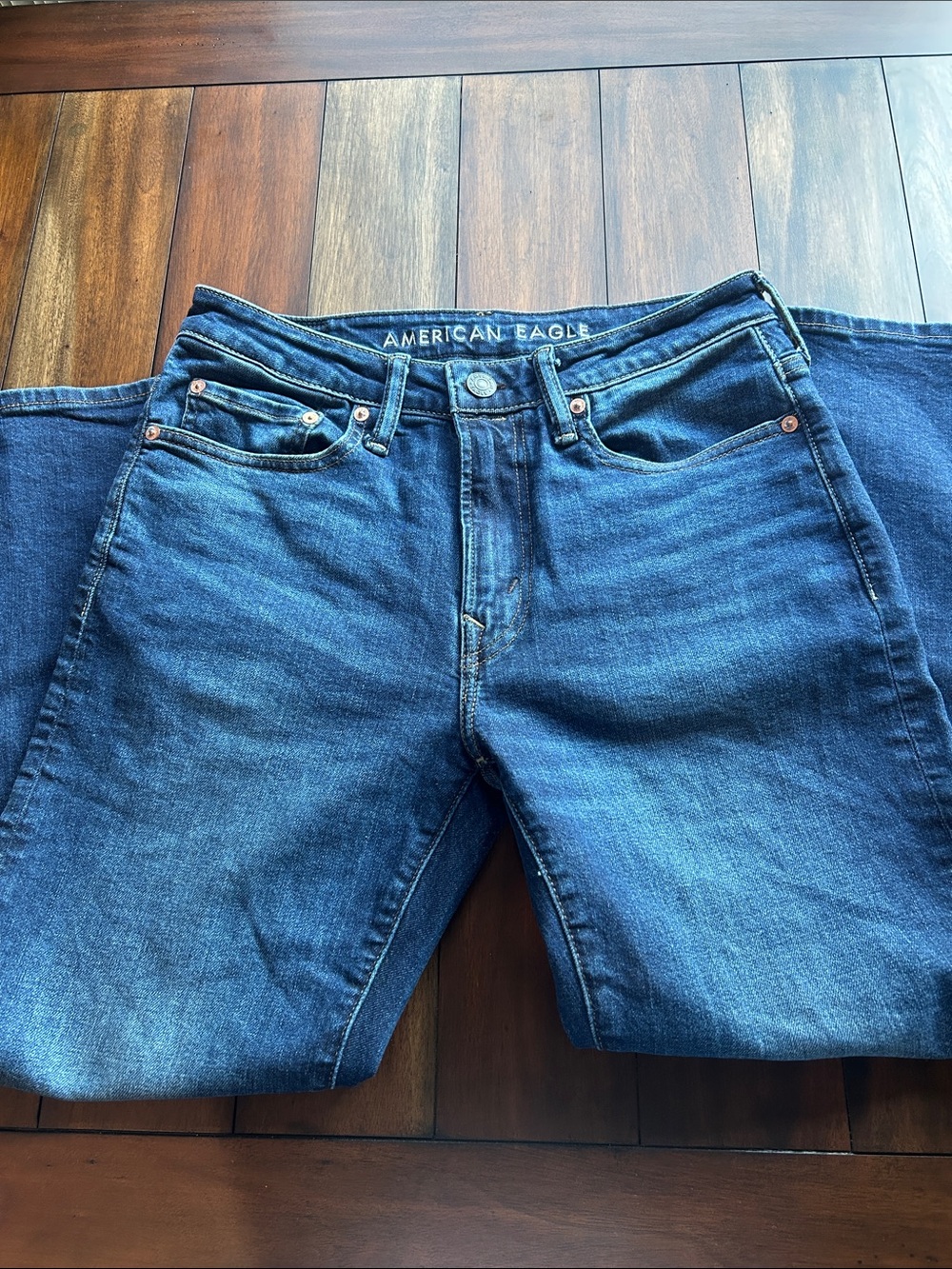 American Eagle Outfitters Men’s Straight Jeans - Dark Blue. Men size 28x28